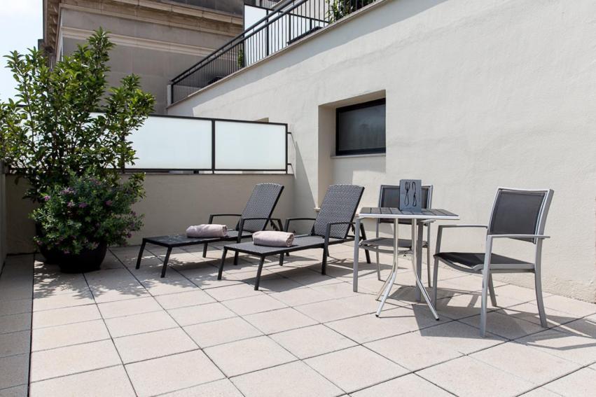 Premium Double or Twin Room Terrace