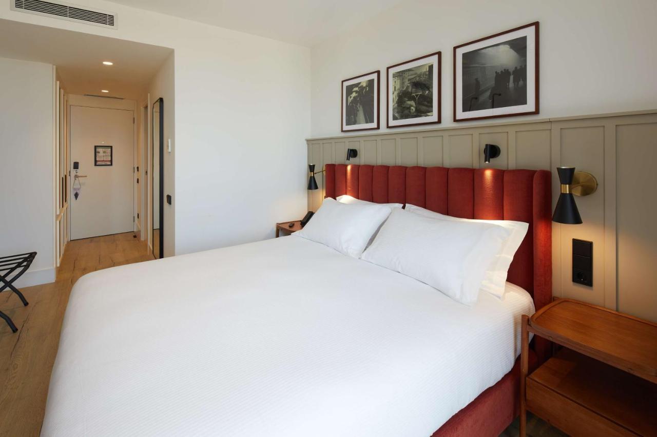 Superior King Room,1554831508:JPEG