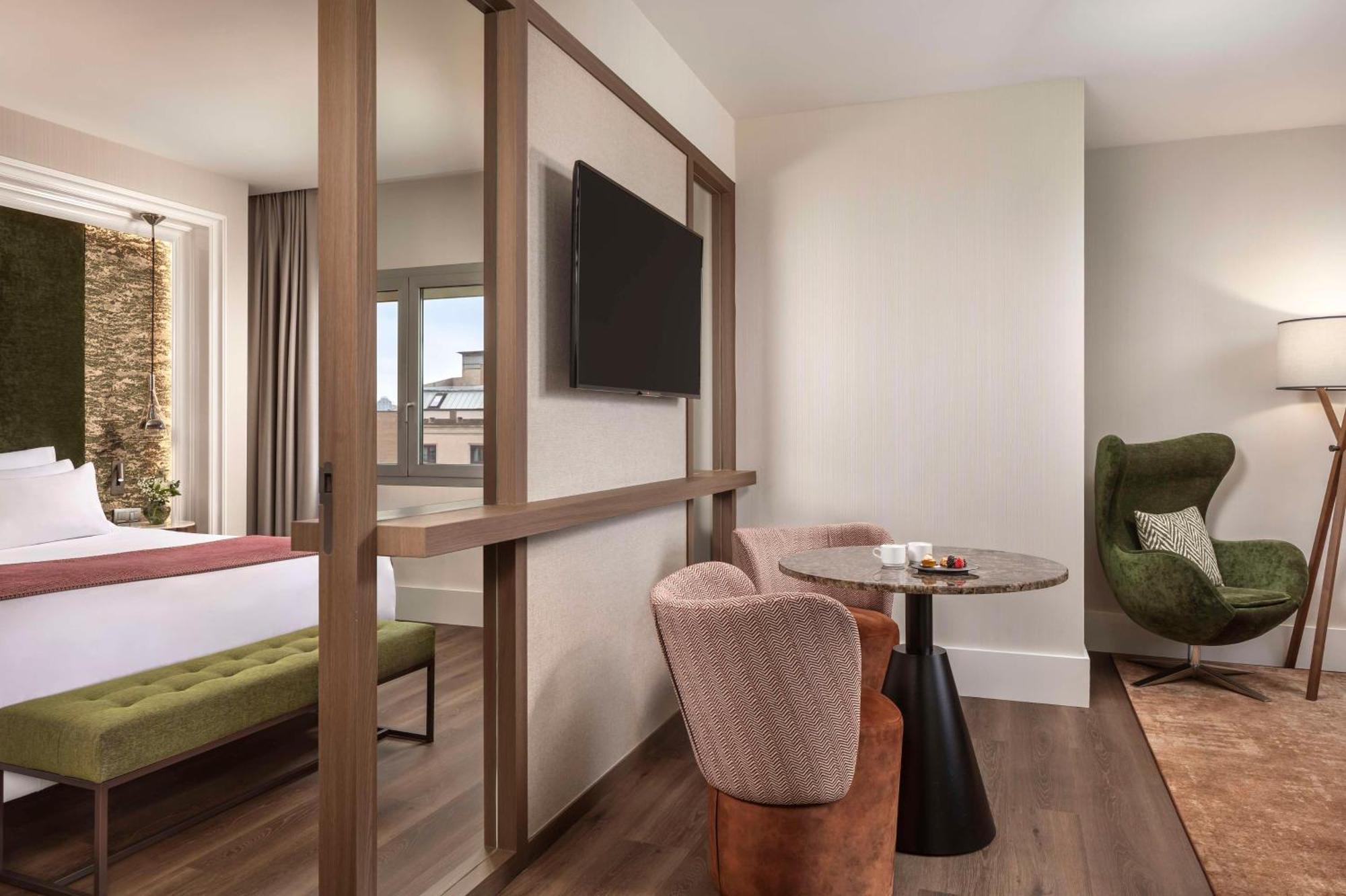 Suite with Extra Bed (2 Adults + 2 Child)