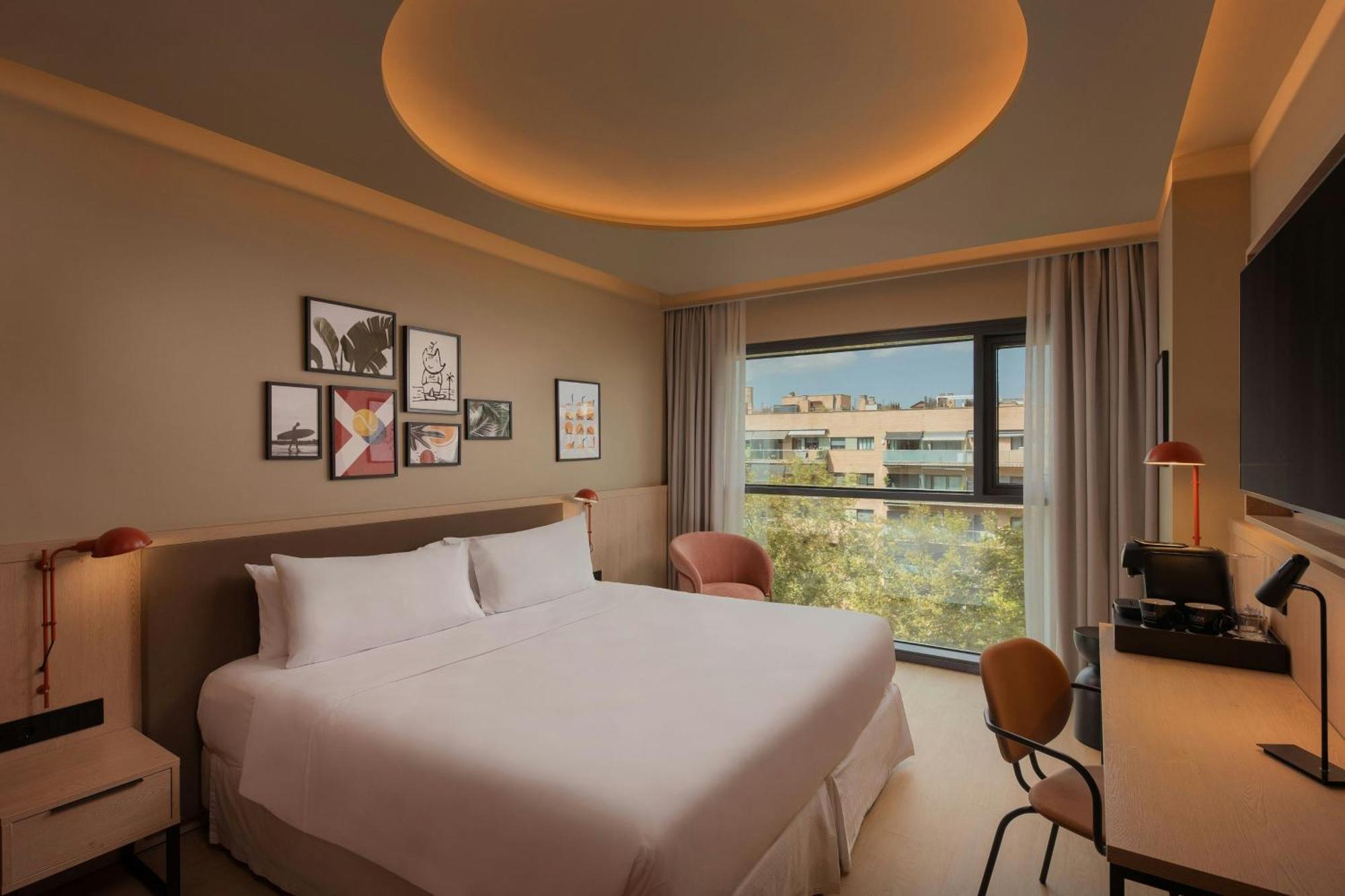 Preferred King Room City View