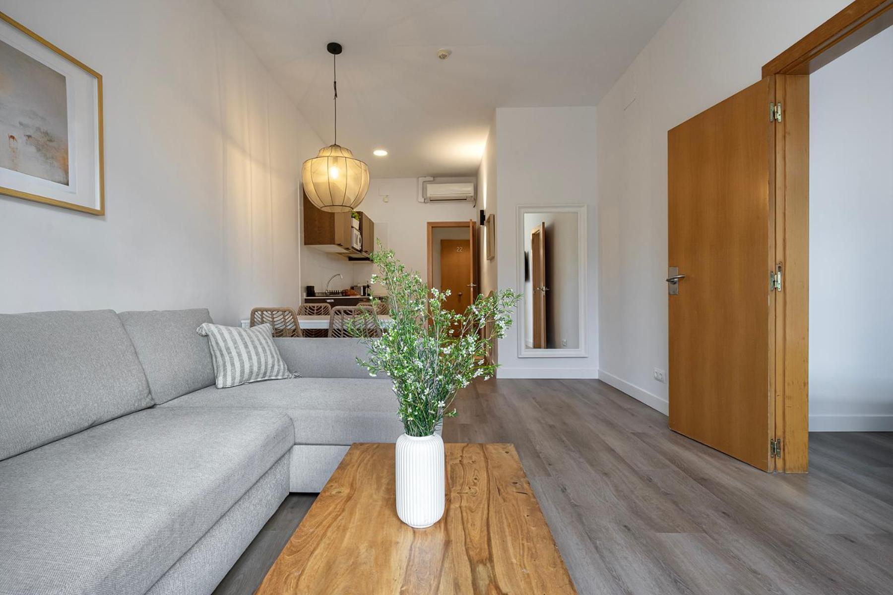 Three-Bedroom Apartment Balcony,1646334790:JPEG