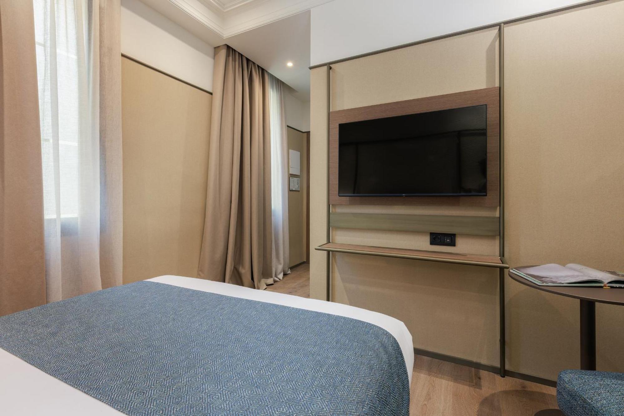 Interior Single Room