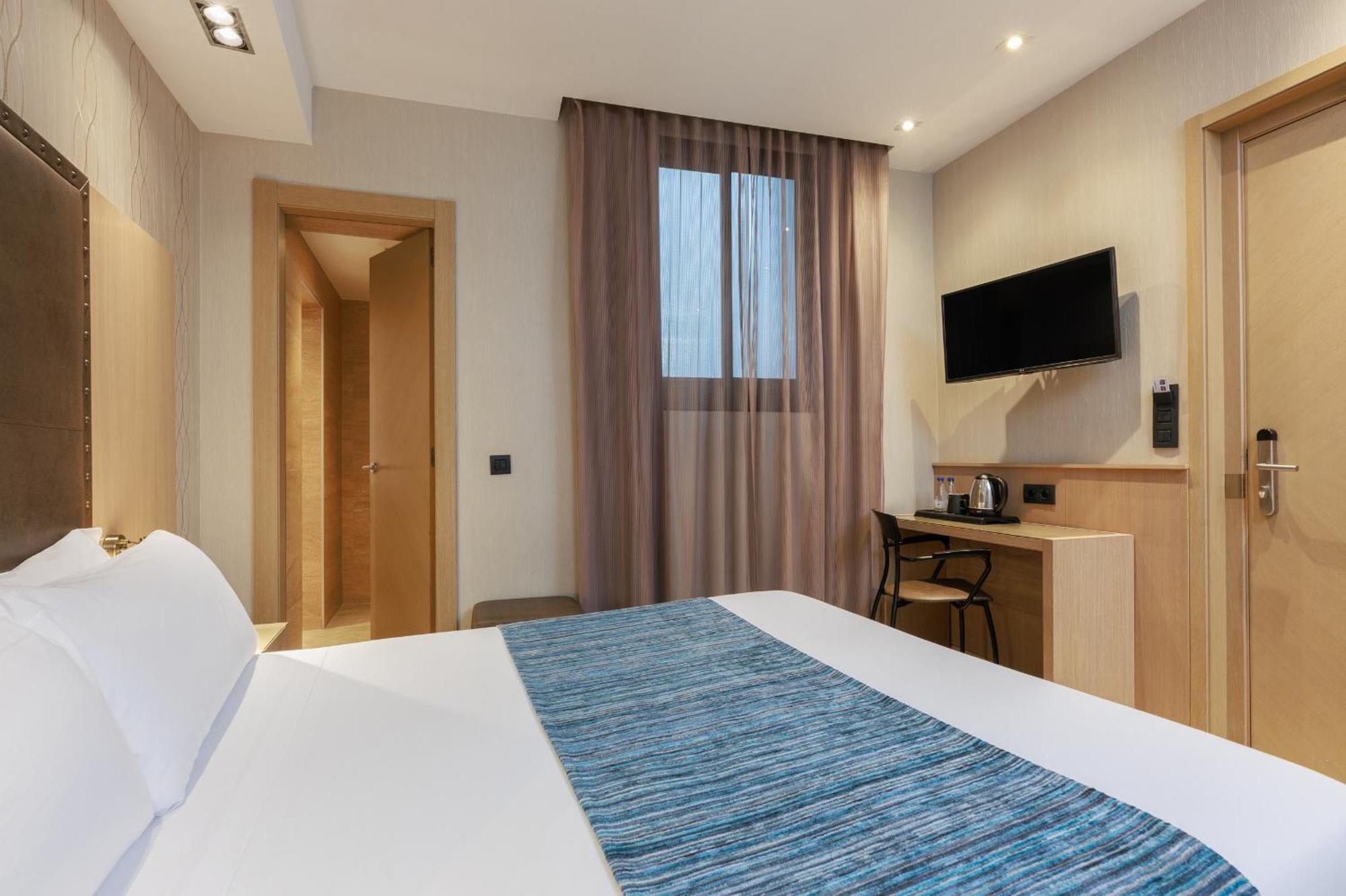 Double or Twin Room Extra Bed