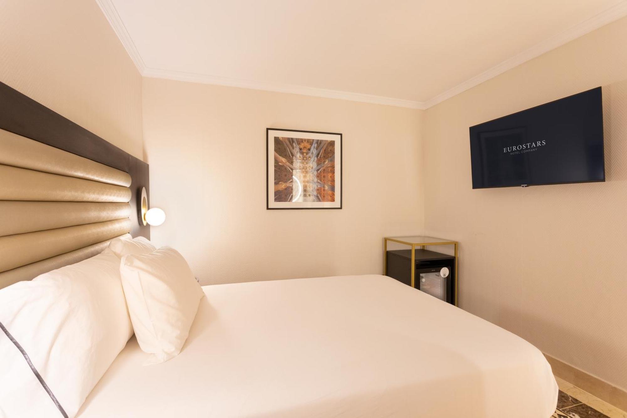 Basic Double Room