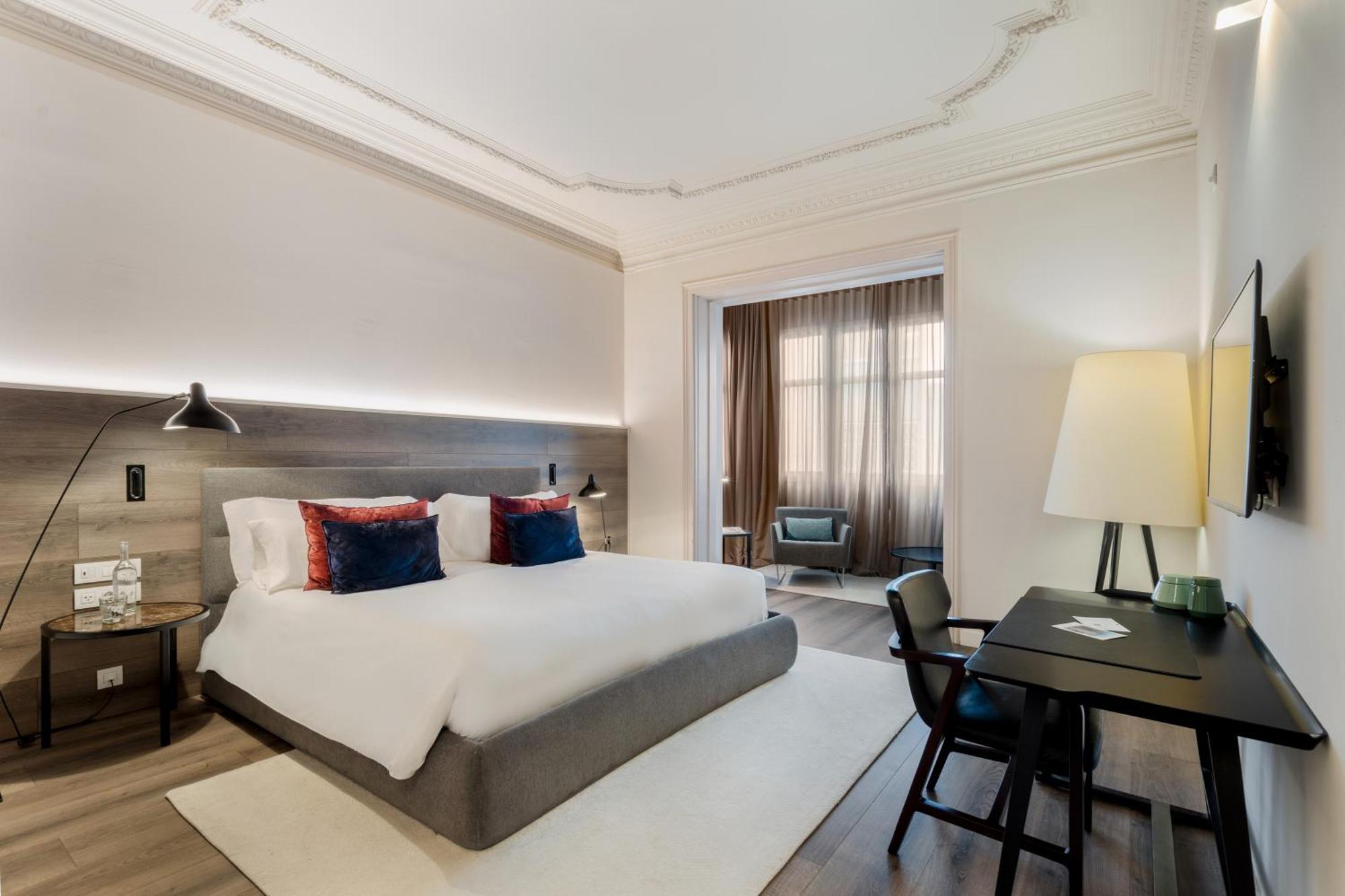 Superior Four-Bedroom Apartment,1765436663:JPEG