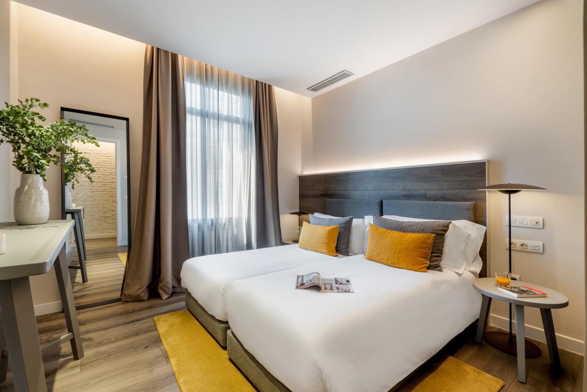 Superior Five-Bedroom Apartment