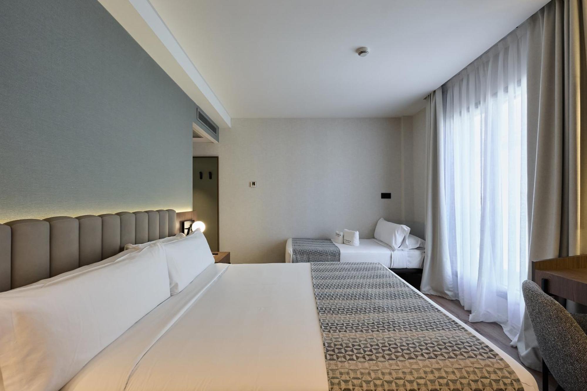 Premium Triple Room