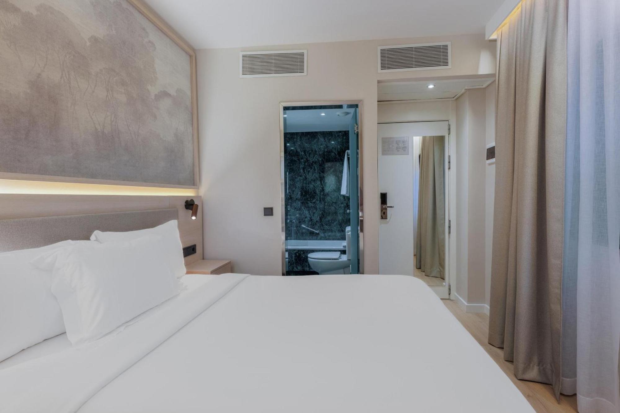 Comfort Double Room Interior