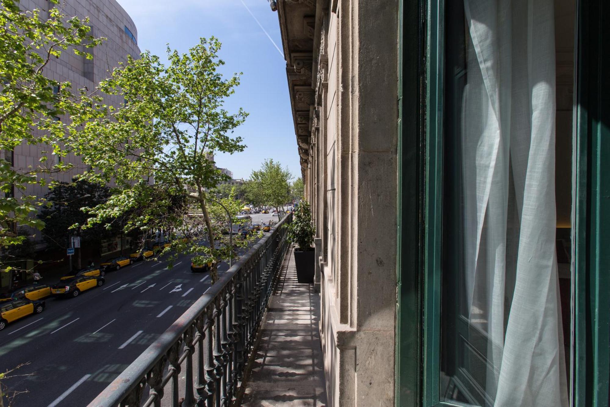 Double or Twin Room Balcony City View