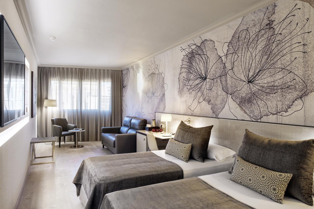 Deluxe Triple Room with Spa Access
