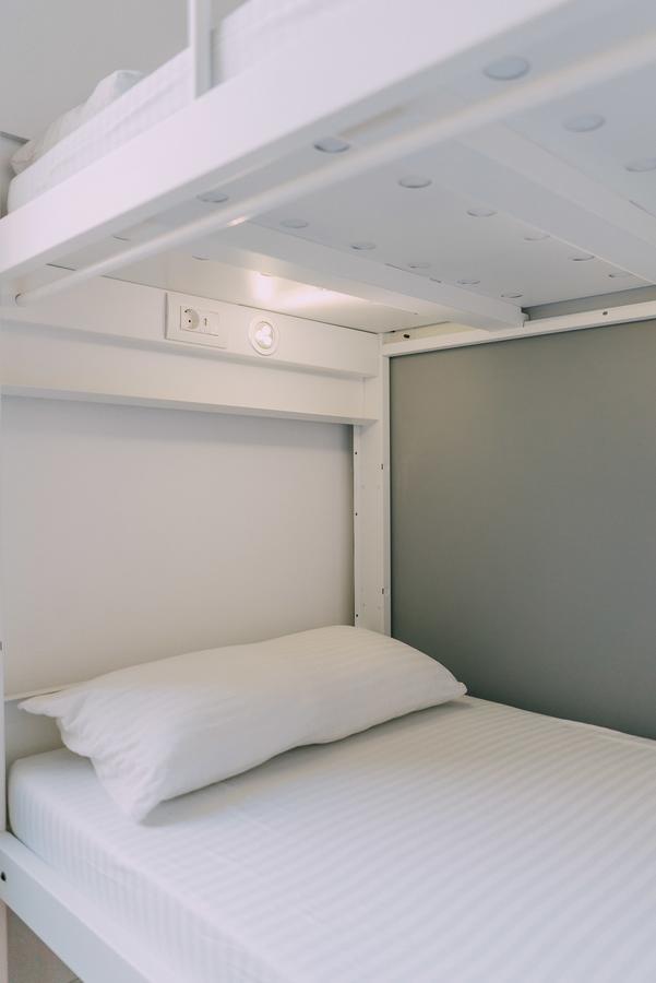 Bed 14-Bed Mixed Dormitory Room