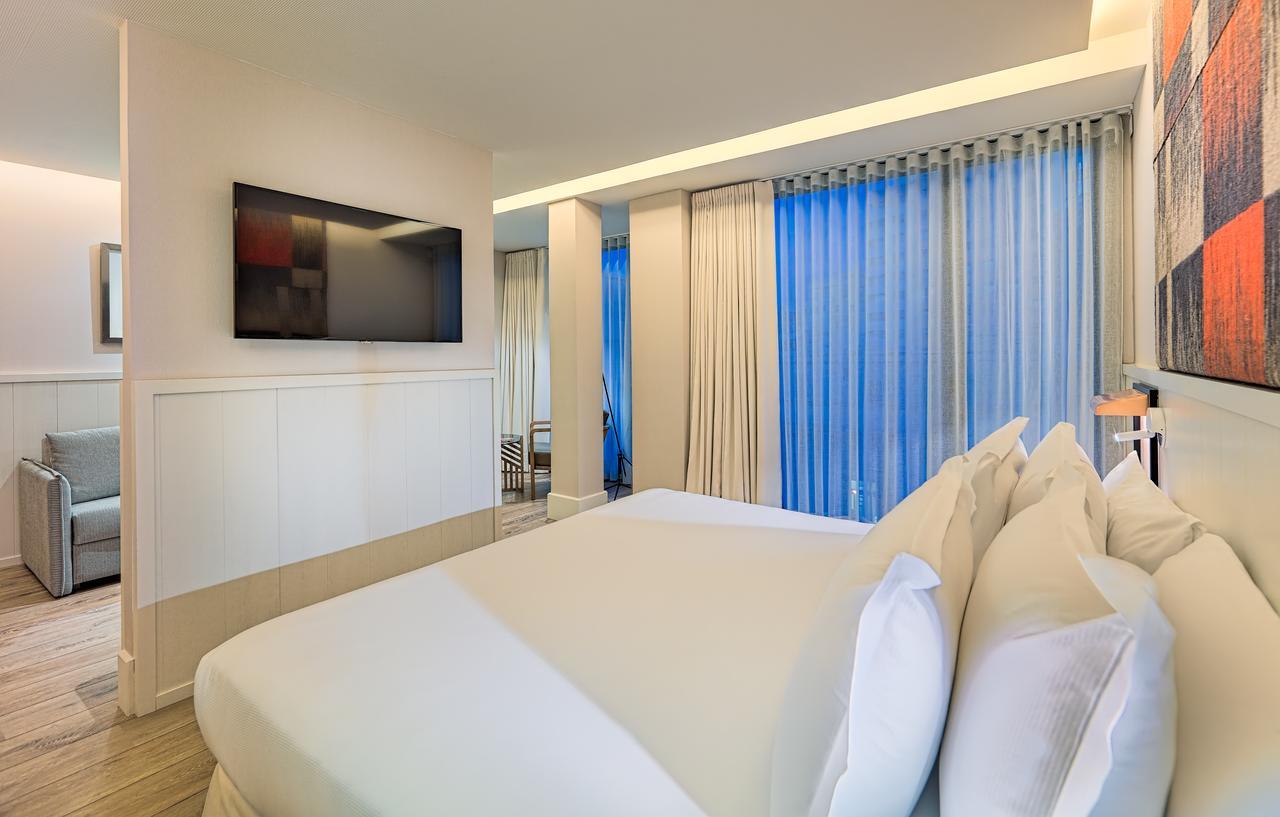 Family Junior Suite (2 Adults + 2 Children)