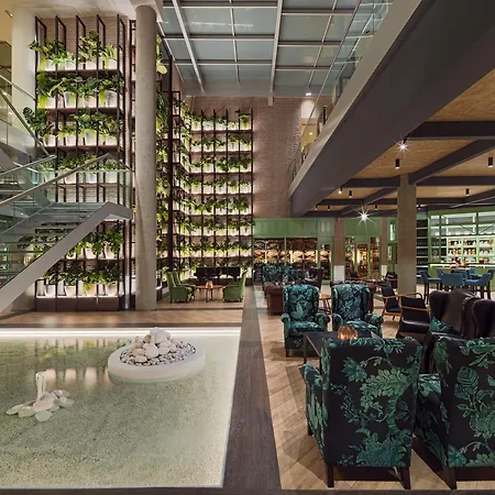 H10 Marina Barcelona-2