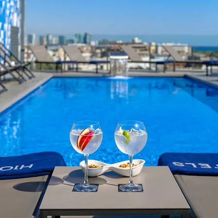 H10 Marina Barcelona-3