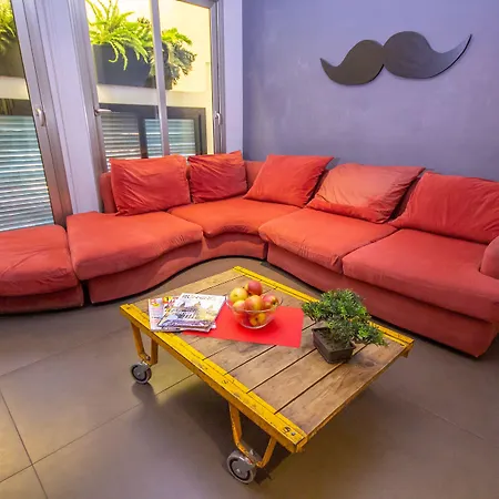 Don Moustache Boutique Hostel-3